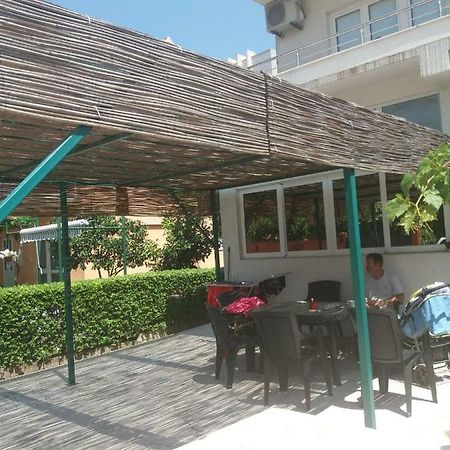 Mona&Mike Apartments Tivat Ngoại thất bức ảnh