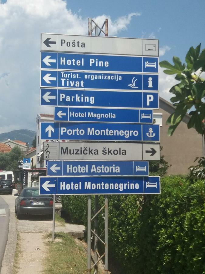Mona&Mike Apartments Tivat Ngoại thất bức ảnh