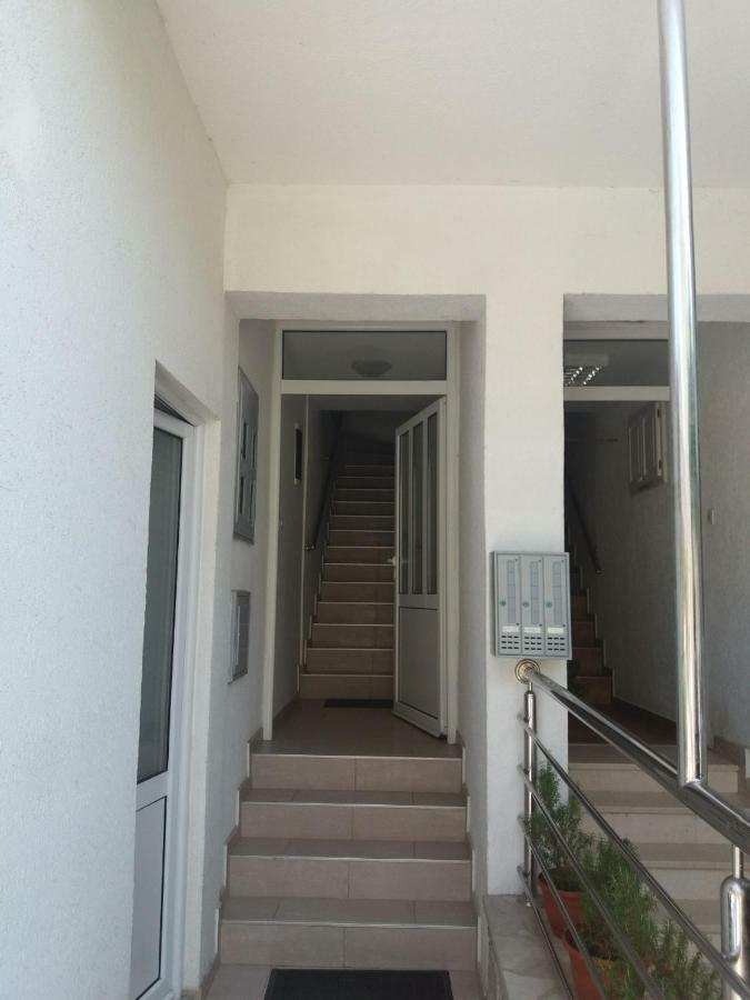 Mona&Mike Apartments Tivat Ngoại thất bức ảnh